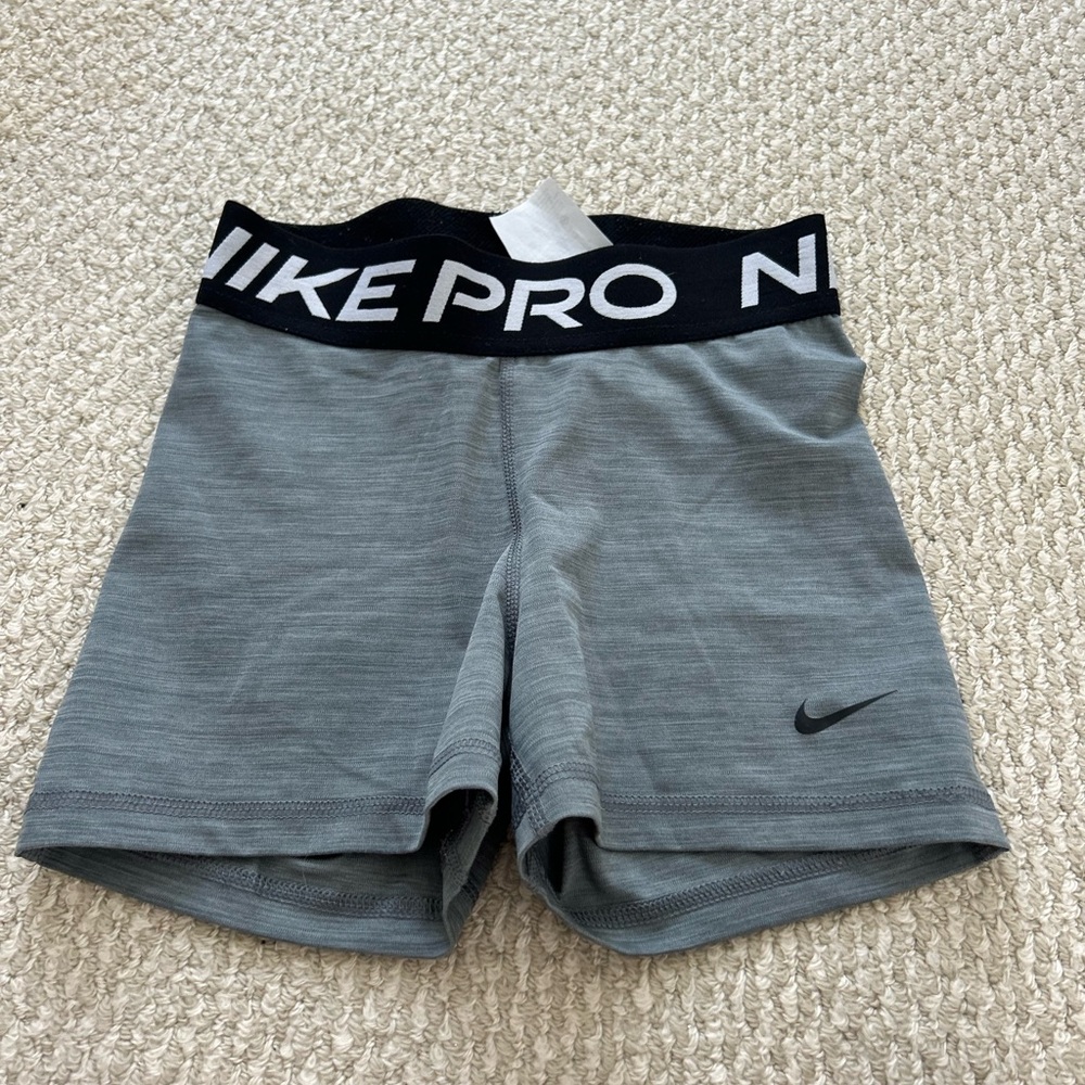 Nike Pro Heather Gray Training Shorts